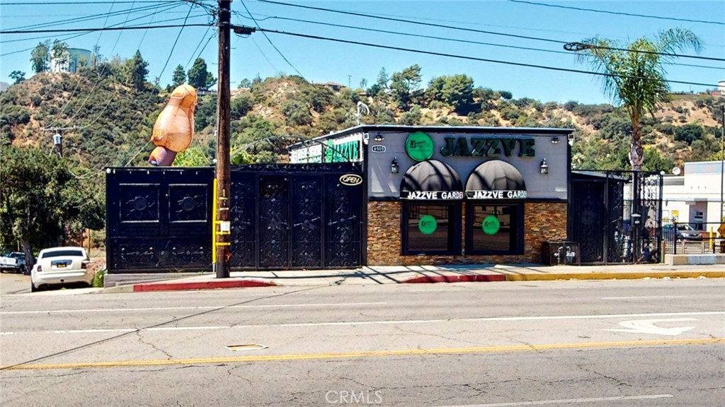 Properties 4 6500 Foothill Boulevard