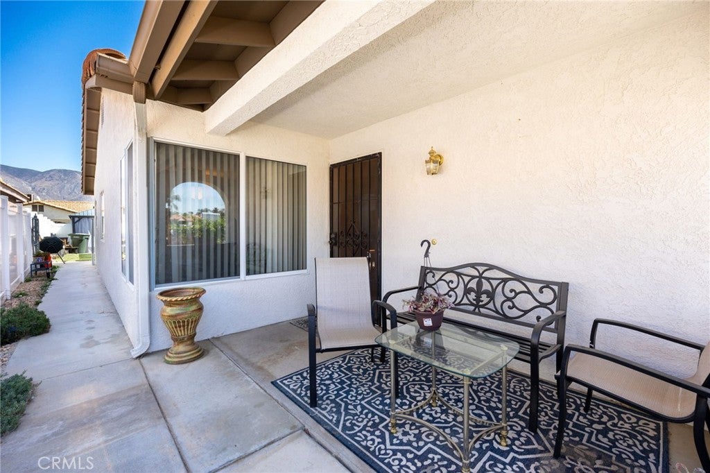 1083 Sombra Way