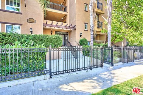 1401 S St Andrews Place 209 Los Angeles CA 90019