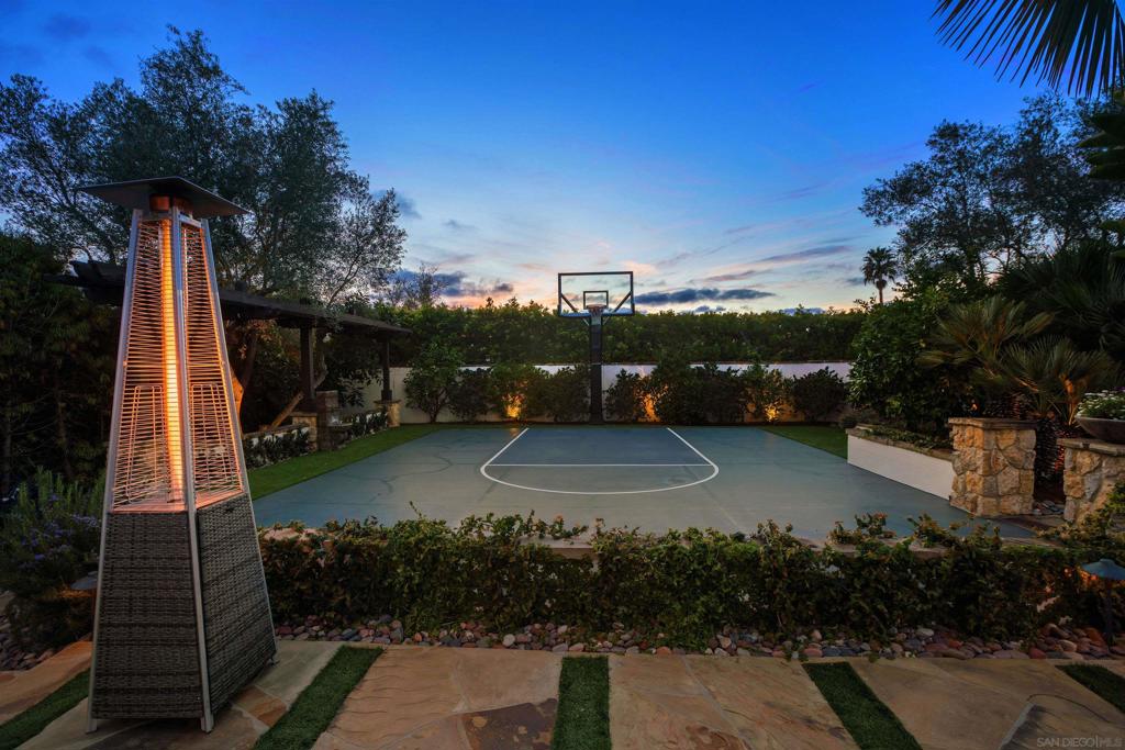 Rancho Santa Fe - Residential