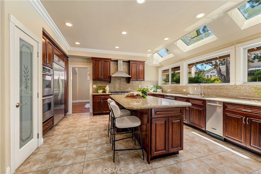 970 S Barton Court
