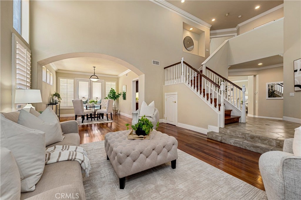 970 S Barton Court