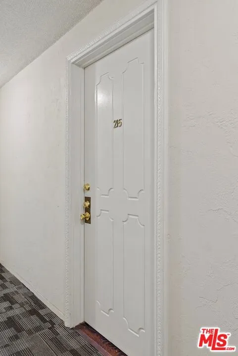 Los Angeles, California 90025, United States, 2 Bedrooms Bedrooms, ,2 BathroomsBathrooms,Residential,Active,163046