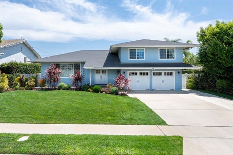 Photo of 13112 Wheeler Place, North Tustin, CA 92705 (MLS # PW26174755)