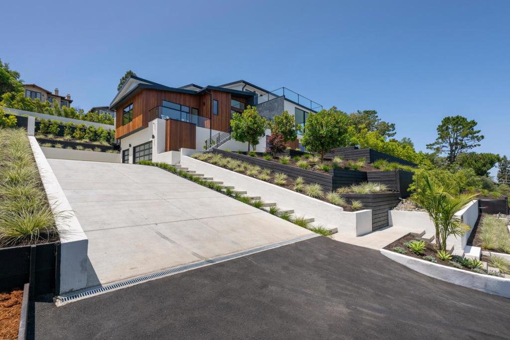 3964 Jefferson Avenue