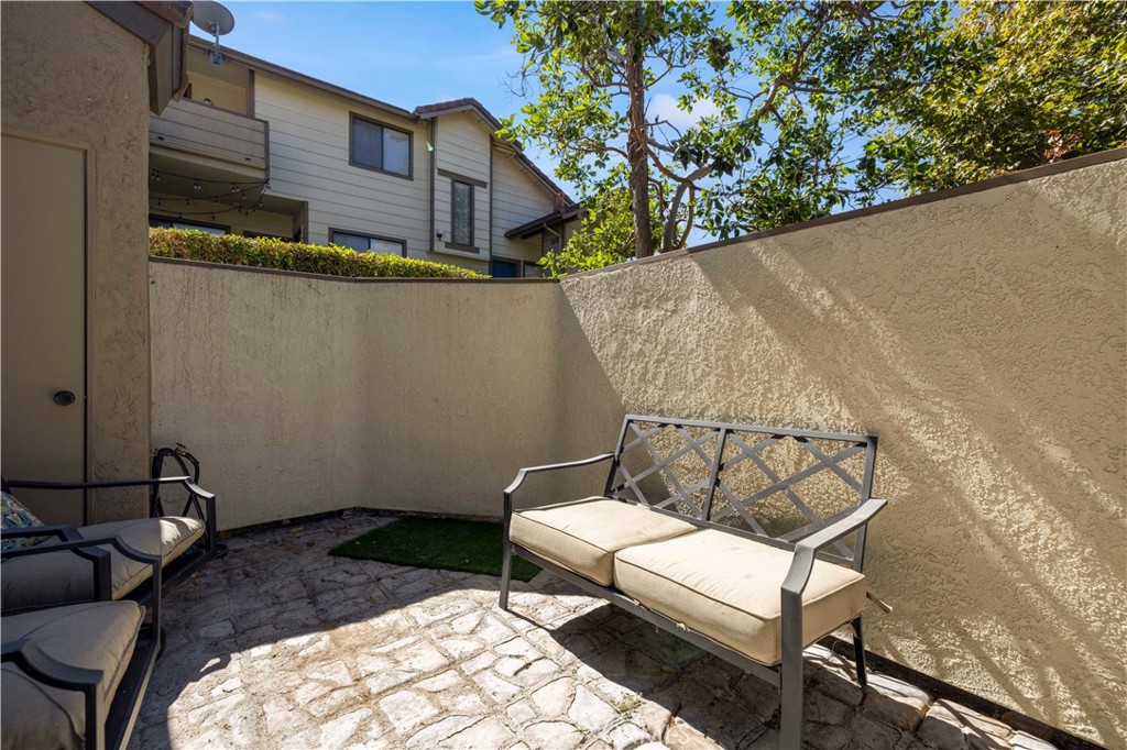 Casa De Oaks (604) - Residential