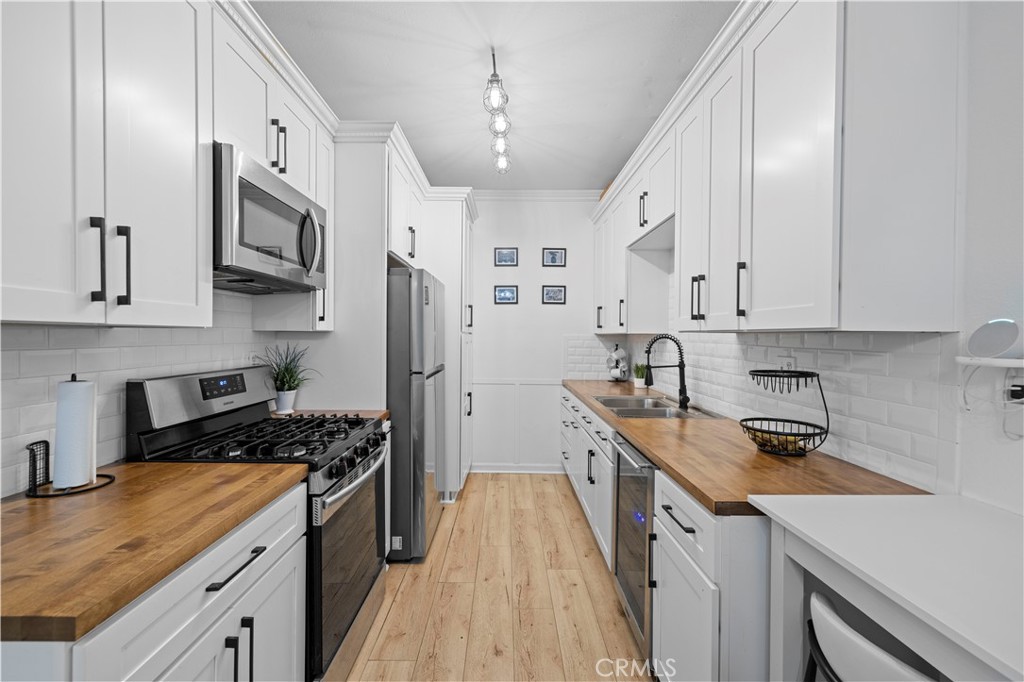 Casa De Oaks (604) - Residential