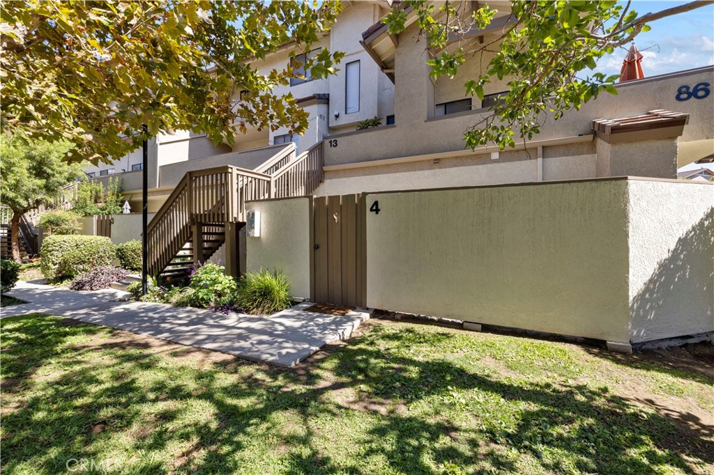 Casa De Oaks (604) - Residential