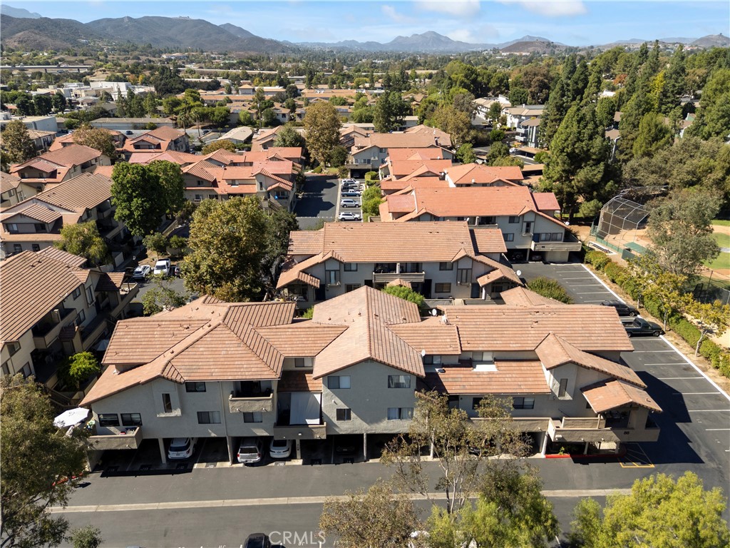 Casa De Oaks (604) - Residential