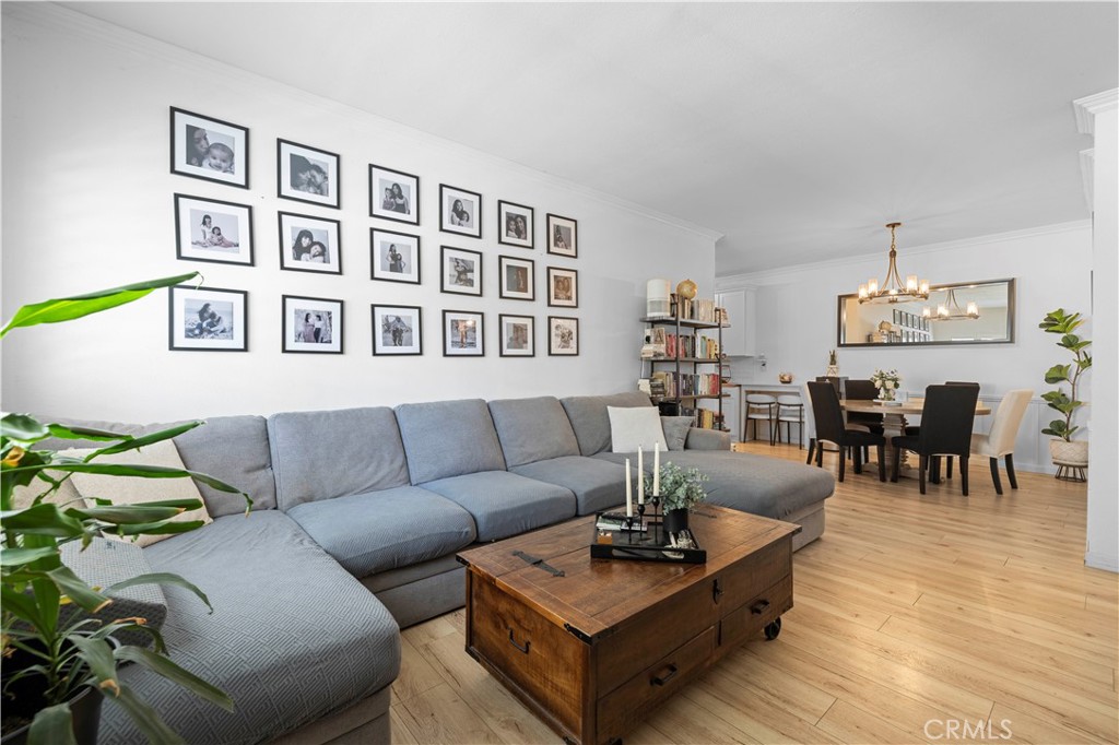 Casa De Oaks (604) - Residential