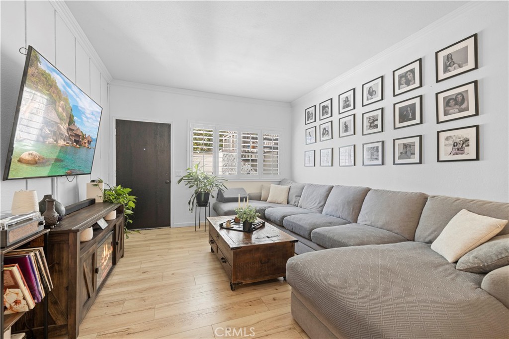 Casa De Oaks (604) - Residential