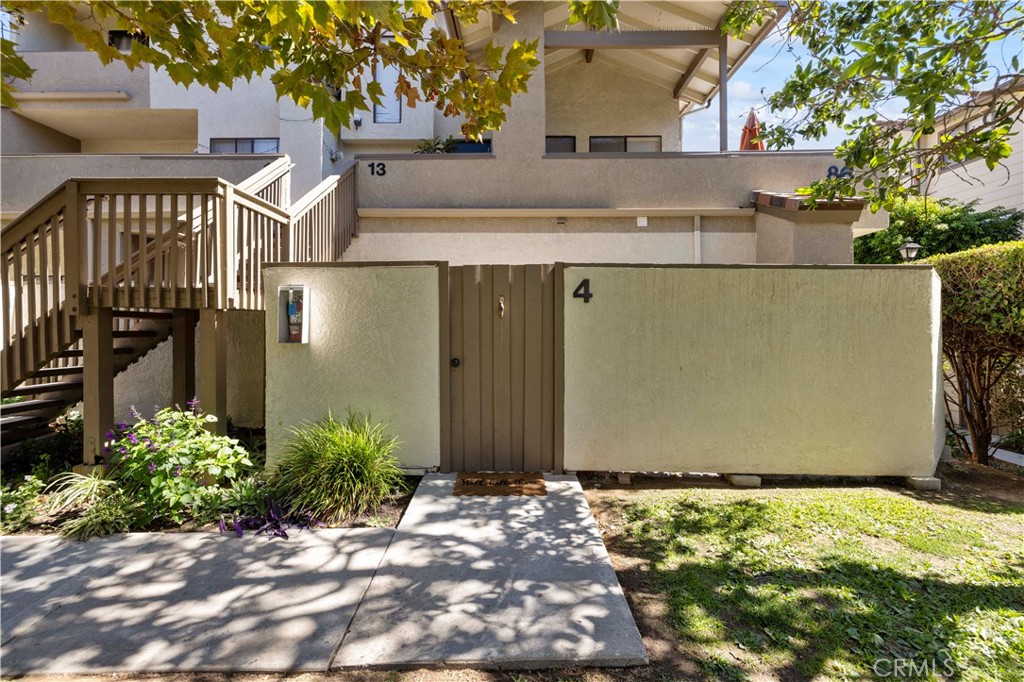 Casa De Oaks (604) - Residential