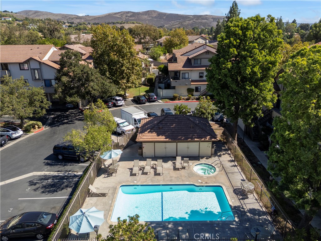 Casa De Oaks (604) - Residential