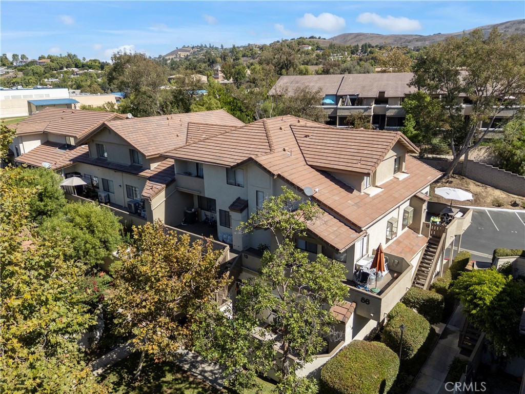Casa De Oaks (604) - Residential