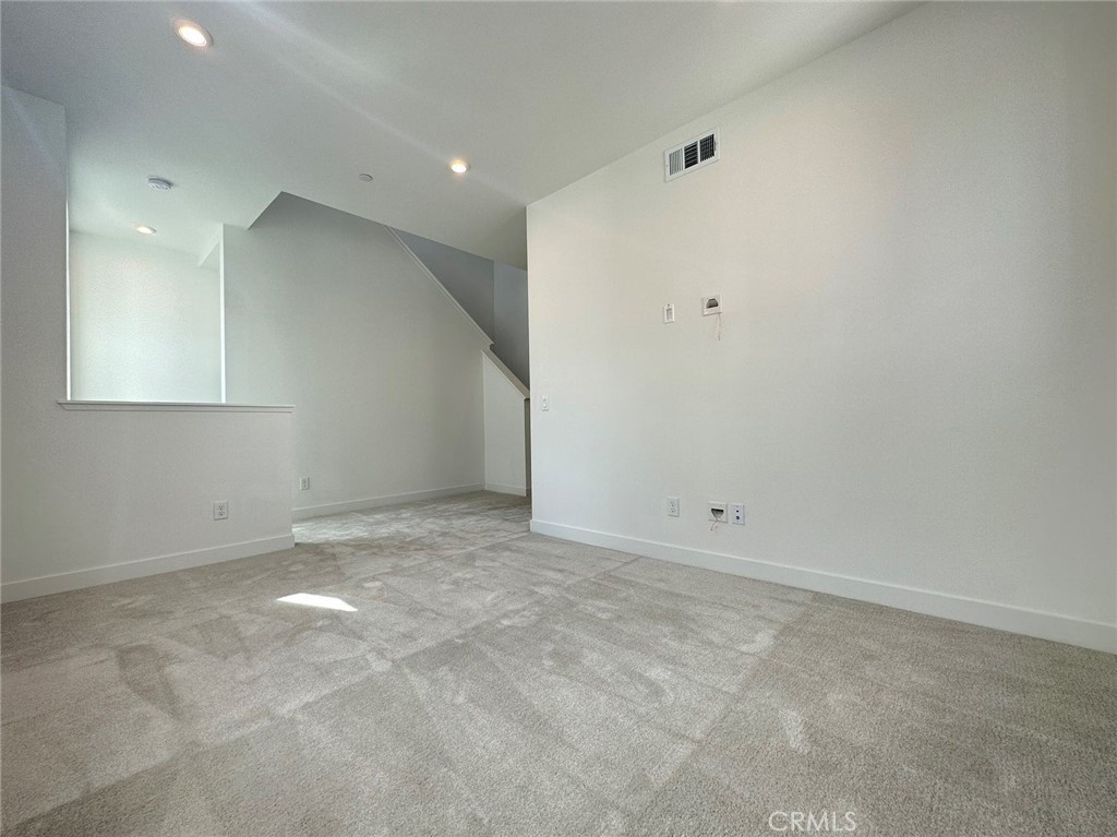 Anaheim Hills Estates (ANHI) - Residential Lease