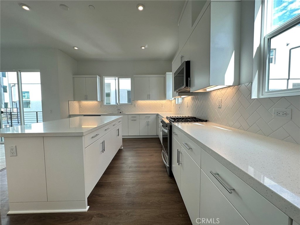 Anaheim Hills Estates (ANHI) - Residential Lease