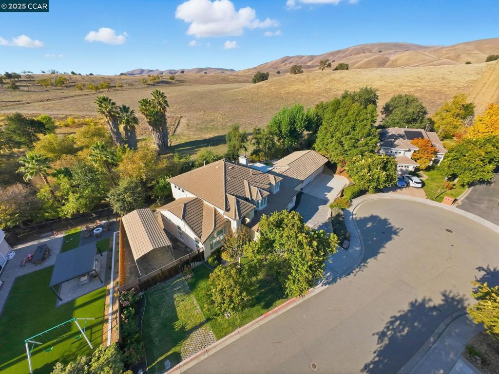 HOLLY CREEK - Residential