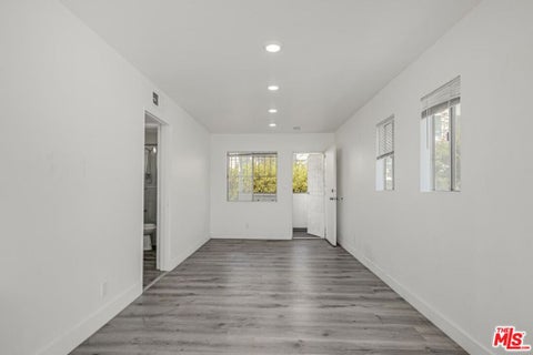 Photo of 124 S Almont Drive #1, Beverly Hills, CA 90211 (MLS # 26999667)