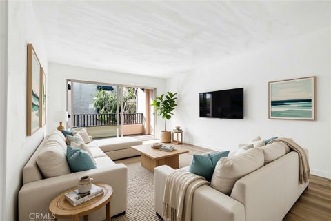 Photo of 2514 Clairemont DR #107, San Diego, CA 92117 (MLS # OC26231590)