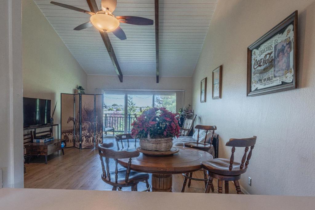 158 Kern Street 11