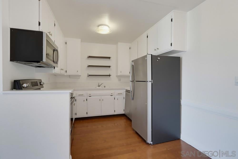 2244 2nd Ave 33
