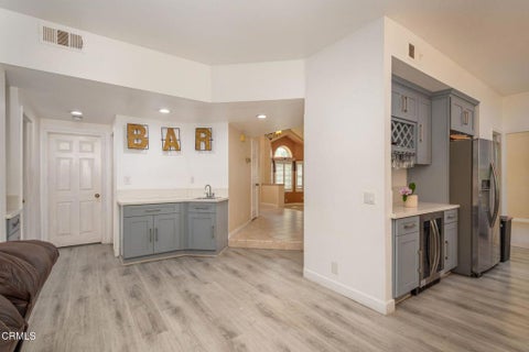 Tiny photo for 1601 Oneida Place, Oxnard, CA 93030 (MLS # V1-38964)