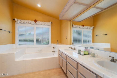 Tiny photo for 1601 Oneida Place, Oxnard, CA 93030 (MLS # V1-38964)