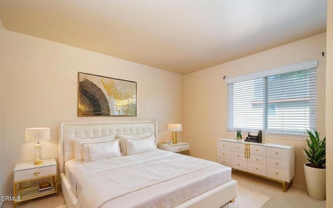 Tiny photo for 1601 Oneida Place, Oxnard, CA 93030 (MLS # V1-38964)