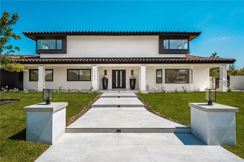 10282 OLD LAMPLIGHTER Lane