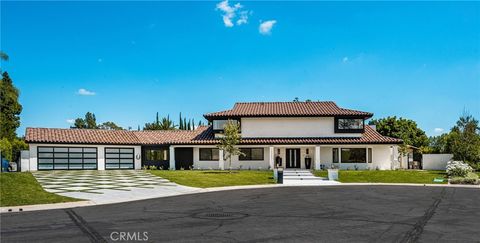 10282 OLD LAMPLIGHTER Lane Villa Park CA 92861