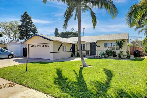 Photo of 10572 Ketch Avenue, Garden Grove, CA 92843 (MLS # PW26012279)