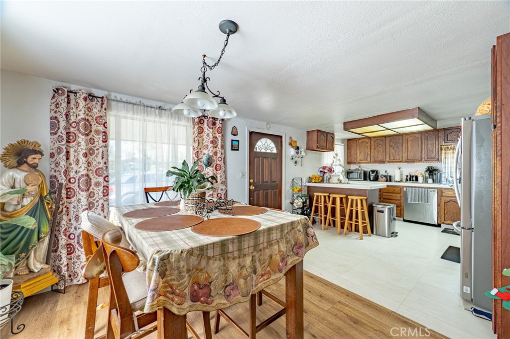 124 S Padre Juan Ave