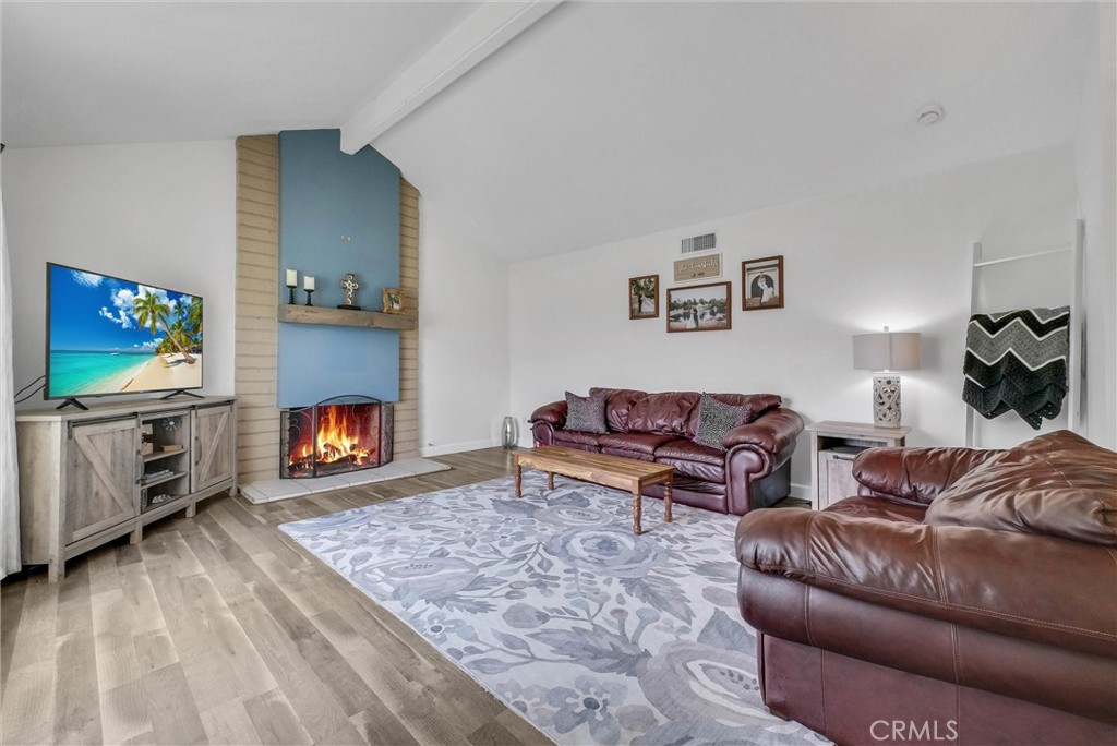 737 Cobb Avenue