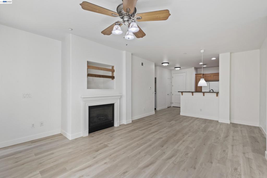 3290 Maguire Way 101