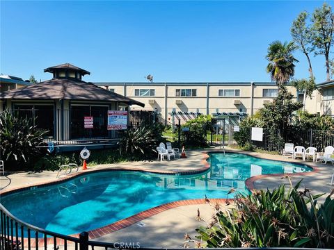 Photo of 1731 Ellis Street #16, Concord, CA 94520 (MLS # SR26051768)