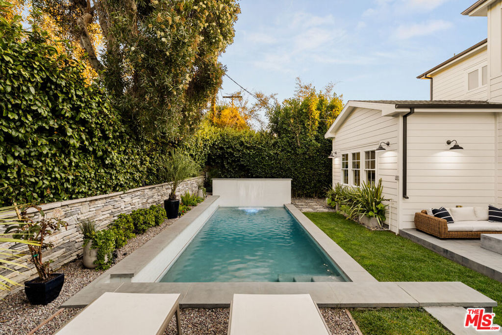 Properties 4 7324 Westlawn Avenue