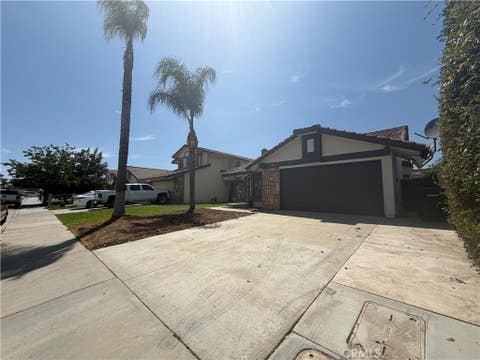 Photo of 1910 Summertree Drive, Perris, CA 92571 (MLS # CV26178718)