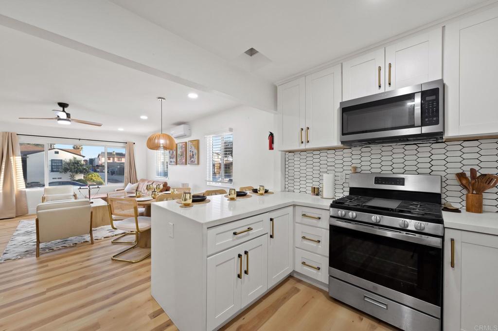 5028 Monroe Avenue, San Diego CA 92115