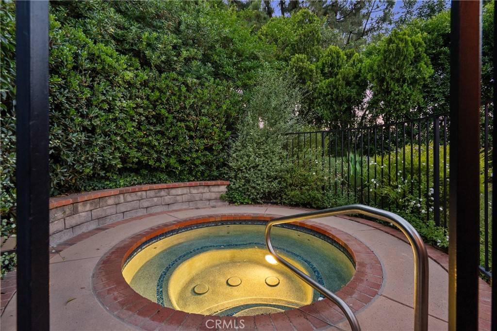 10637 Sylvia Avenue