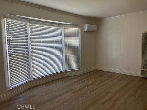 Photo of 3370 Barham Boulevard, Hollywood Hills East, CA 90068 (MLS # SR25246947)