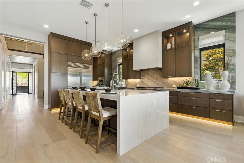 445 Promontory