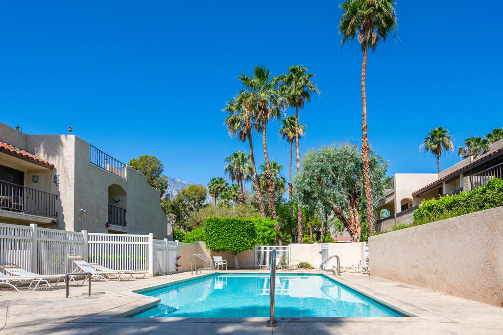 200 E Racquet Club Road 70