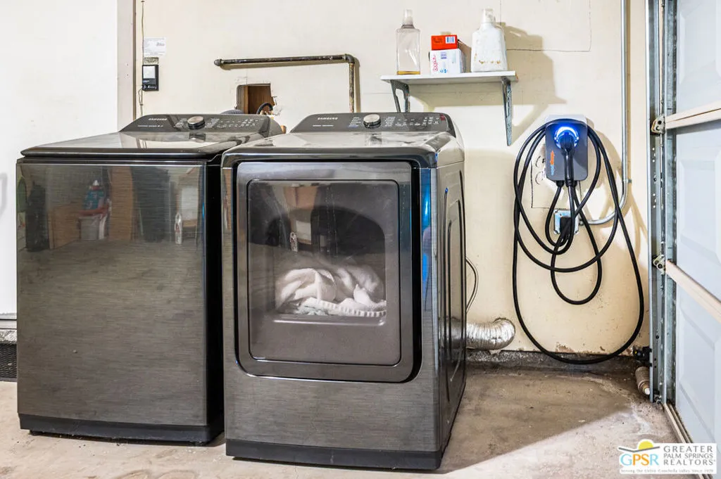 Cathedral City, California 92234, United States, 2 Bedrooms Bedrooms, ,2 BathroomsBathrooms,Residential,Active,198984