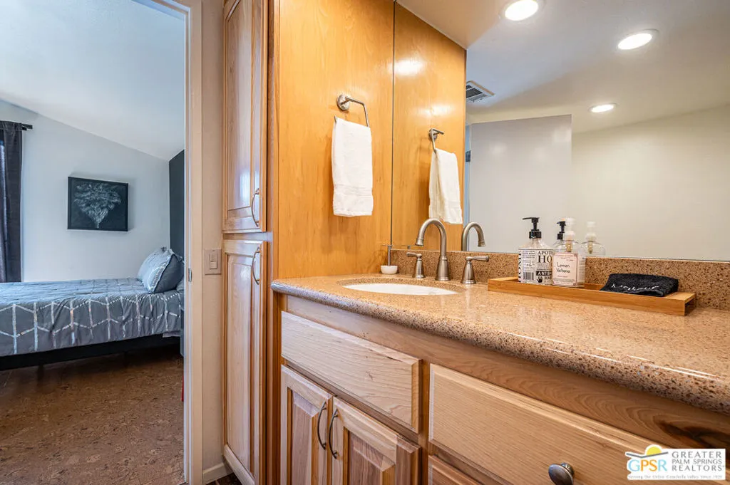 Cathedral City, California 92234, United States, 2 Bedrooms Bedrooms, ,2 BathroomsBathrooms,Residential,Active,198984