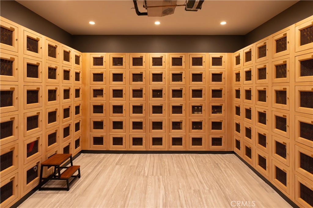 Downtown (DT) - Residential Lease