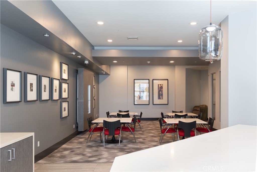 Downtown (DT) - Residential Lease