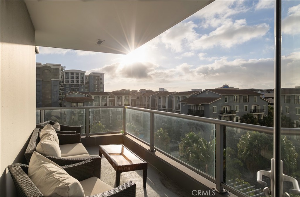 Downtown (DT) - Residential Lease