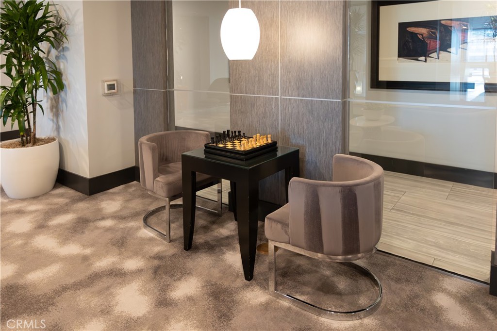 Downtown (DT) - Residential Lease