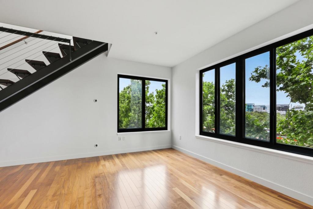 88 Bush Street 3163