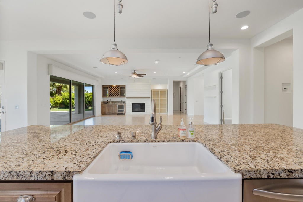 74114 Cosmopolitan Lane
